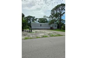 8385 Marx Dr, North Fort Myers