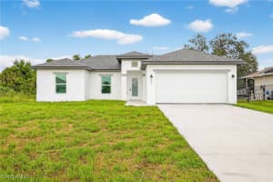 307 Theresa Blvd, Port Charlotte
