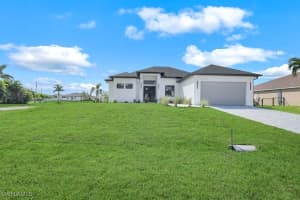 3400 Nw 21st Ter, Cape Coral