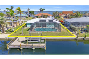 8 Bayview Blvd, Fort Myers Beach