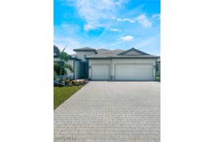 19108 Hanley Blvd, Estero