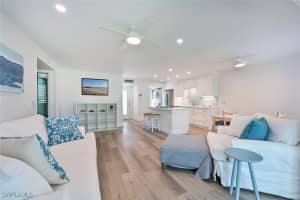 250 7th Ave S 202, Naples