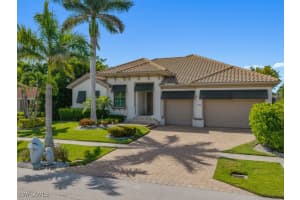 1107 Breakwater Ct, Marco Island
