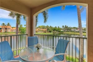 1195 Wildwood Lakes Blvd 202, Naples