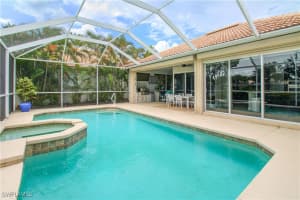 372 Mallory Ct, Naples