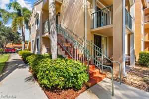 1260 Wildwood Lakes Blvd 208, Naples