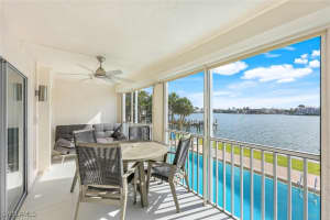 9486 Gulf Shore Dr A101, Naples