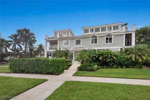180 6th Ave S 3, Naples