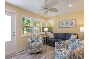 211 8th Ave S 211a, Naples 211 8th Ave S 211a, Naples