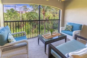 9828 Venezia Cir 1124, Naples