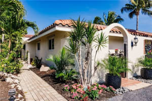 1455 Curlew Ave 1, Naples