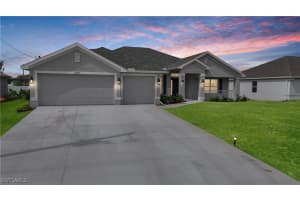2729 Nw 5th Ter, Cape Coral