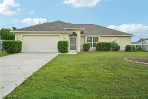 910 Sw 9th Ave, Cape Coral