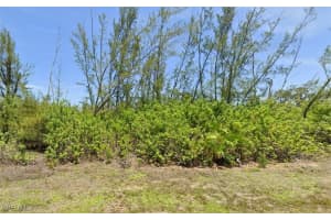 10574 Hillwood Dr, Port Charlotte