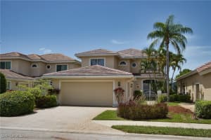 5901 Ashford Ln, Naples