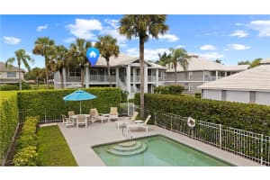 486 Edgemere Way E 2, Naples