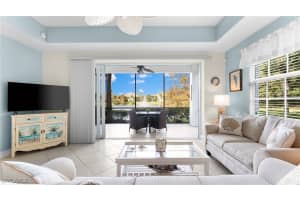 7876 Hawthorne Dr 1202, Naples