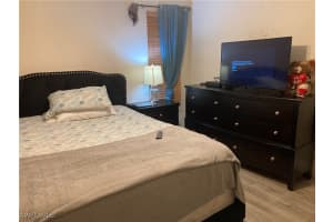 653 Squire Cir 101, Naples