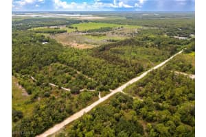 17560 Richard Rd, Fort Myers