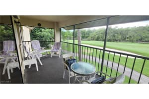 222 Fox Glen Dr 4-222, Naples