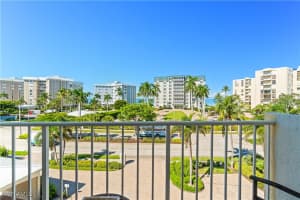 3000 Gulf Shore Blvd N 410, Naples