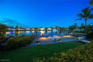 221 Aqua Ct, Naples