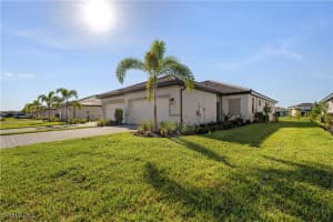 19573 Hinkley Dr, Estero