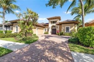 8894 Shenendoah Cir, Naples