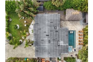 2123 Holiday Ln, Naples