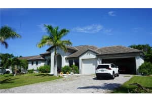 2123 Sw 43rd Ln, Cape Coral