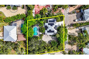 167 Coconut Dr, Fort Myers Beach