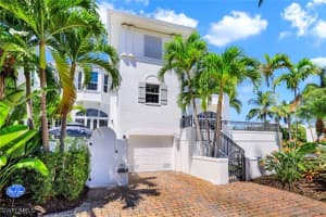 510 2nd St S 102, Naples
