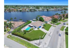 1101 Strawberry Ct, Marco Island