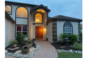 9937 Ortega Ln, Bonita Springs