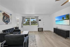 3225 E Riverside Dr, Fort Myers 3225 E Riverside Dr, Fort Myers