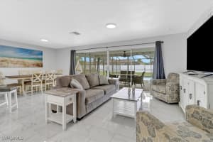 1510 Se 33rd St, Cape Coral