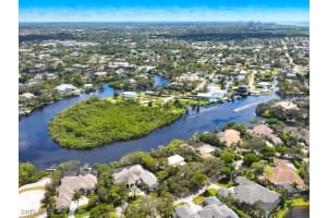 27351 Oak Knoll Dr, Bonita Springs