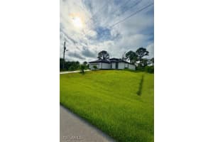 3215 75th St W, Lehigh Acres
