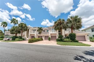 9550 Cypress Hammock Cir 201, Estero