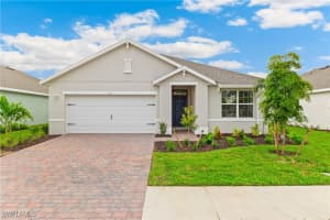 3663 Crosswater Dr, North Fort Myers