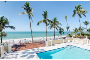 3377 Gulf Shore Blvd N 1b, Naples