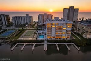 9790 Gulf Shore Dr 204, Naples