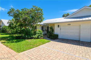 4728 West Blvd N8, Naples