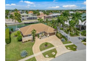 1241 Mimosa Ct, Marco Island