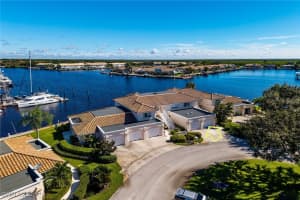 269 Sunrise Cay 4, Naples