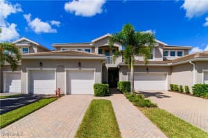 4705 Arboretum Cir 202, Naples