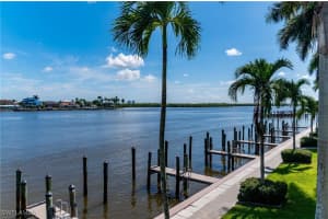 1215 Edington Pl J5, Marco Island