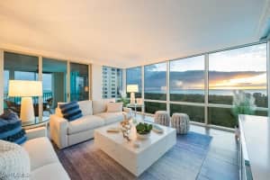 7515 Pelican Bay Blvd 14a, Naples
