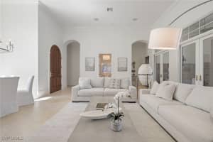 15655 Villoresi Way, Naples