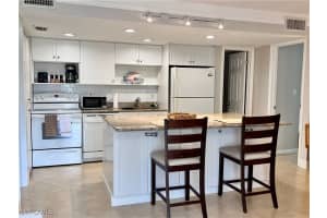 216 Palm Dr 5, Naples